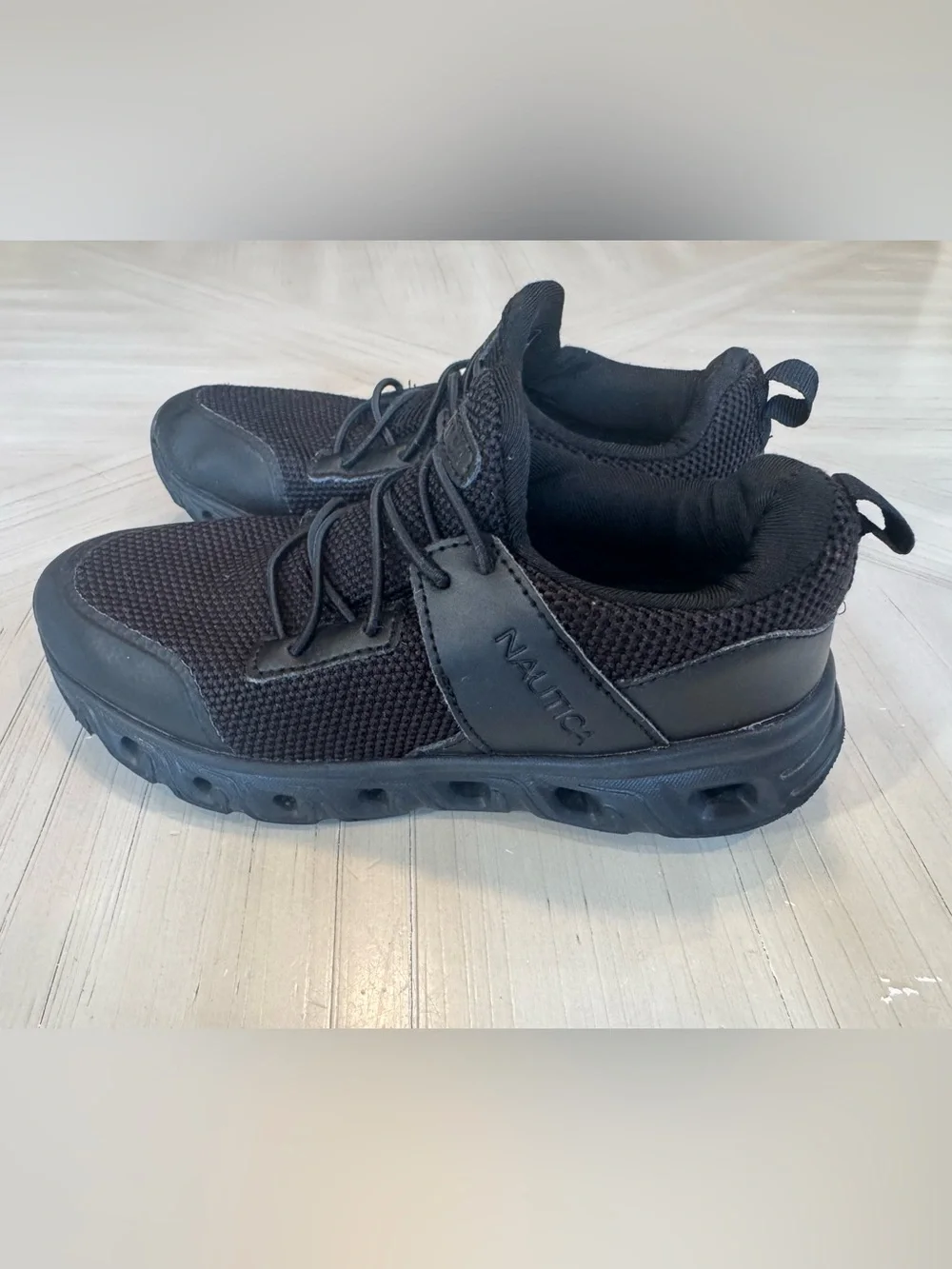 Nautica Meridian 2-Y Kids’ Sneakers – Black – Size 1Y